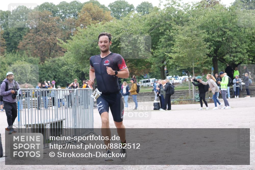 14.09.2025 - Stadtparktriathlon Strokosch-Dieckow http://msf.ph/oto/8882512 14.09.2025 09:49:06 Ziel 318 meine-sportfotos.de