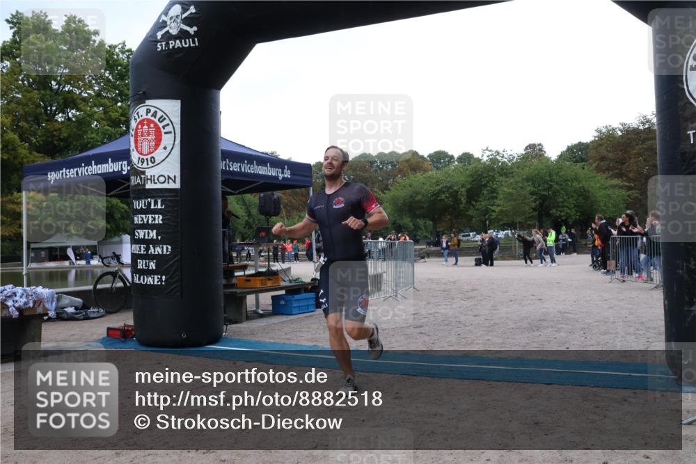 14.09.2025 - Stadtparktriathlon Strokosch-Dieckow http://msf.ph/oto/8882518 14.09.2025 09:49:07 Ziel 318, 340 meine-sportfotos.de