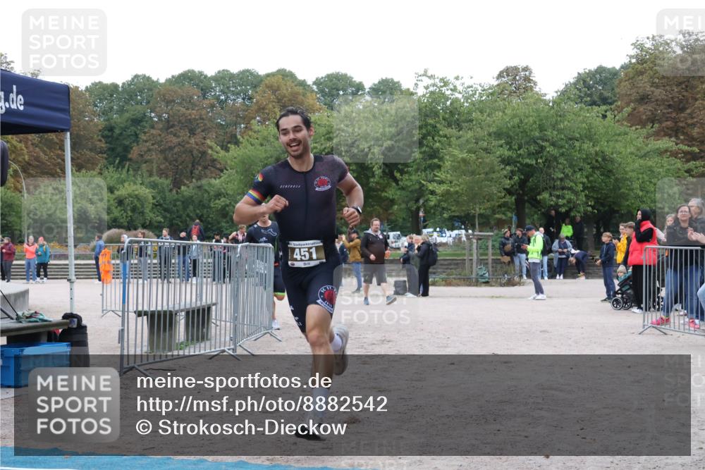 14.09.2025 - Stadtparktriathlon Strokosch-Dieckow http://msf.ph/oto/8882542 14.09.2025 09:49:21 Ziel 362, 451 meine-sportfotos.de