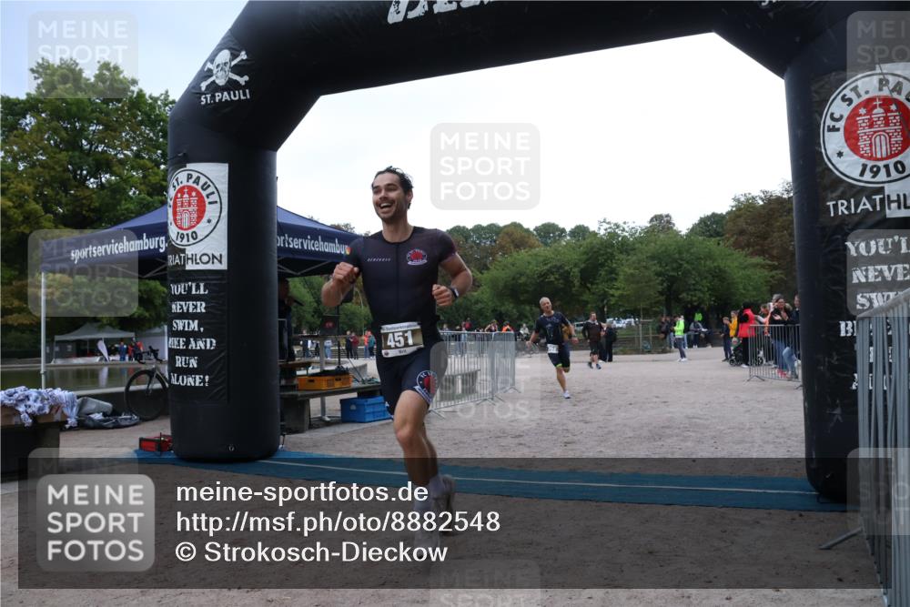 14.09.2025 - Stadtparktriathlon Strokosch-Dieckow http://msf.ph/oto/8882548 14.09.2025 09:49:21 Ziel 362, 451 meine-sportfotos.de