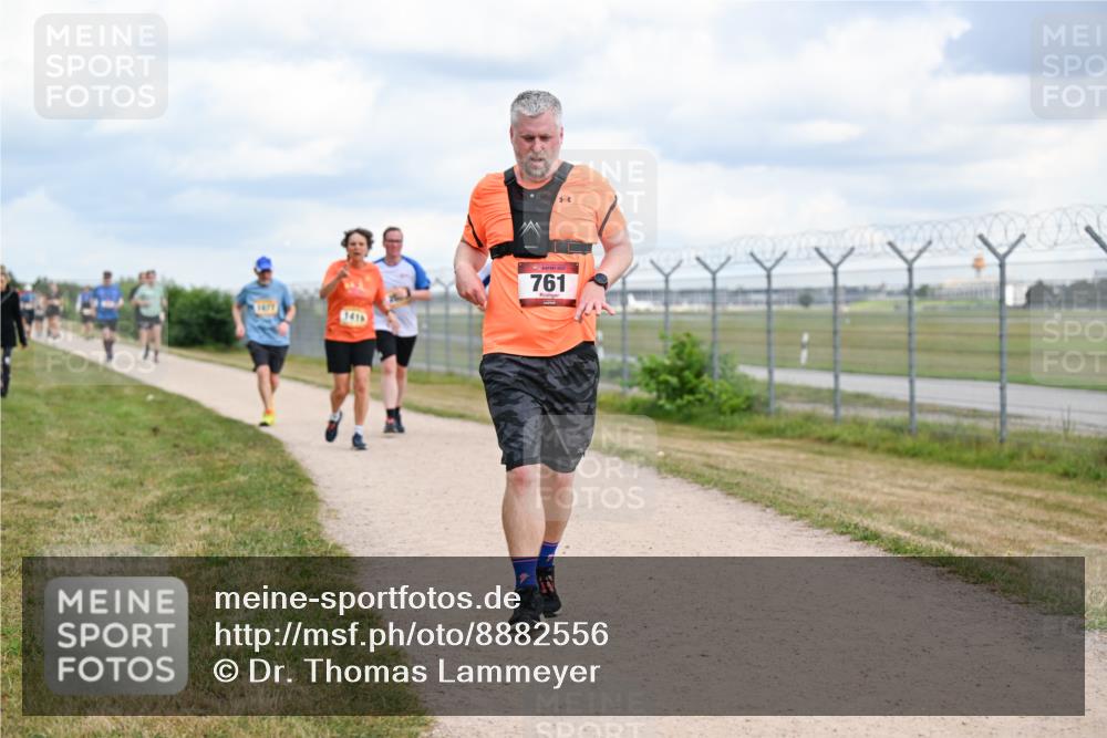 14.09.2025 - Airport Race Dr. Thomas Lammeyer http://msf.ph/oto/8882556 14.09.2025 12:35:34 Laufen 761 meine-sportfotos.de