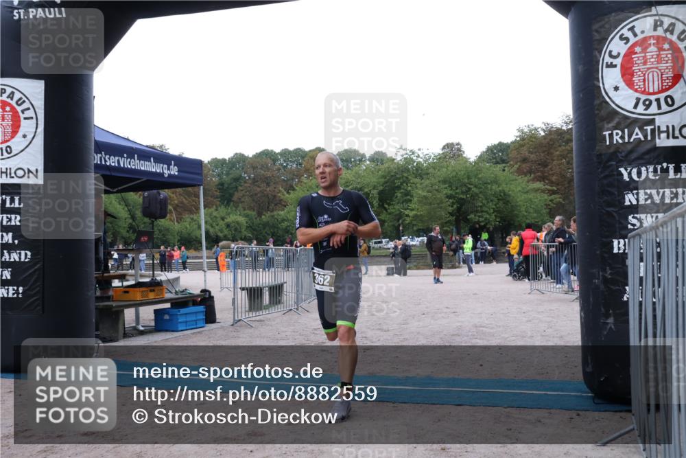 14.09.2025 - Stadtparktriathlon Strokosch-Dieckow http://msf.ph/oto/8882559 14.09.2025 09:49:23 Ziel 362, 451 meine-sportfotos.de