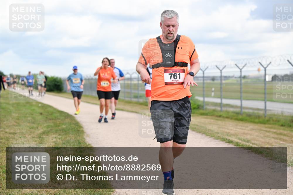 14.09.2025 - Airport Race Dr. Thomas Lammeyer http://msf.ph/oto/8882569 14.09.2025 12:35:35 Laufen 761 meine-sportfotos.de