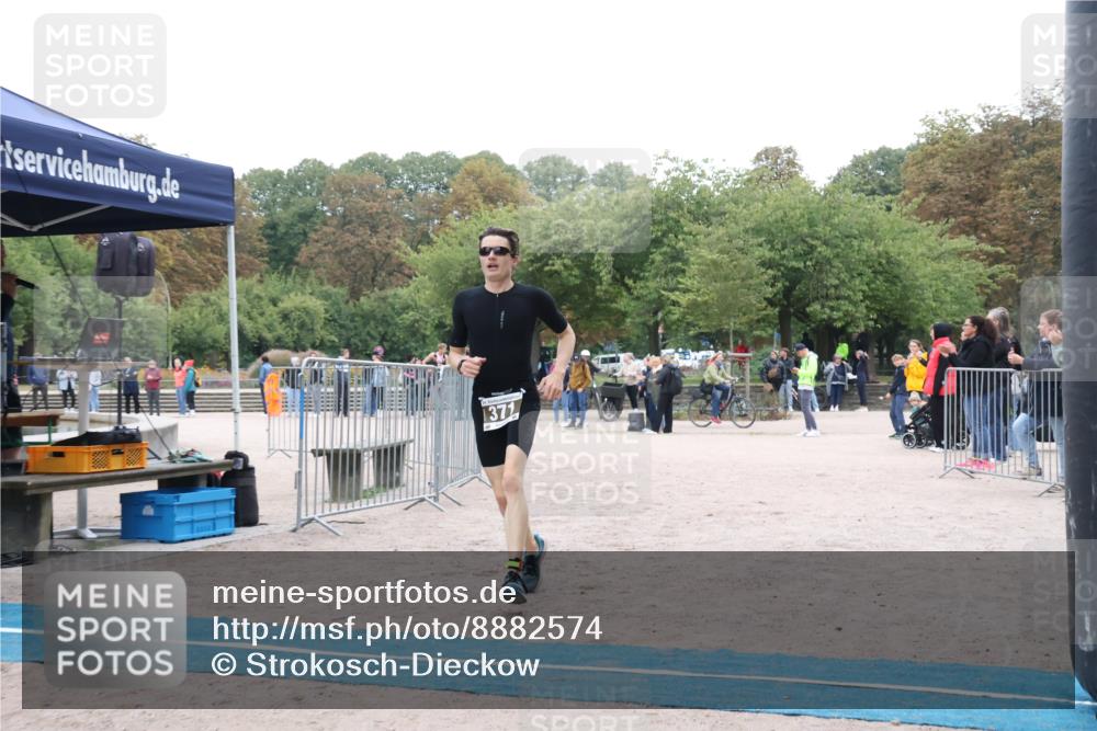 14.09.2025 - Stadtparktriathlon Strokosch-Dieckow http://msf.ph/oto/8882574 14.09.2025 09:49:34 Ziel 371 meine-sportfotos.de