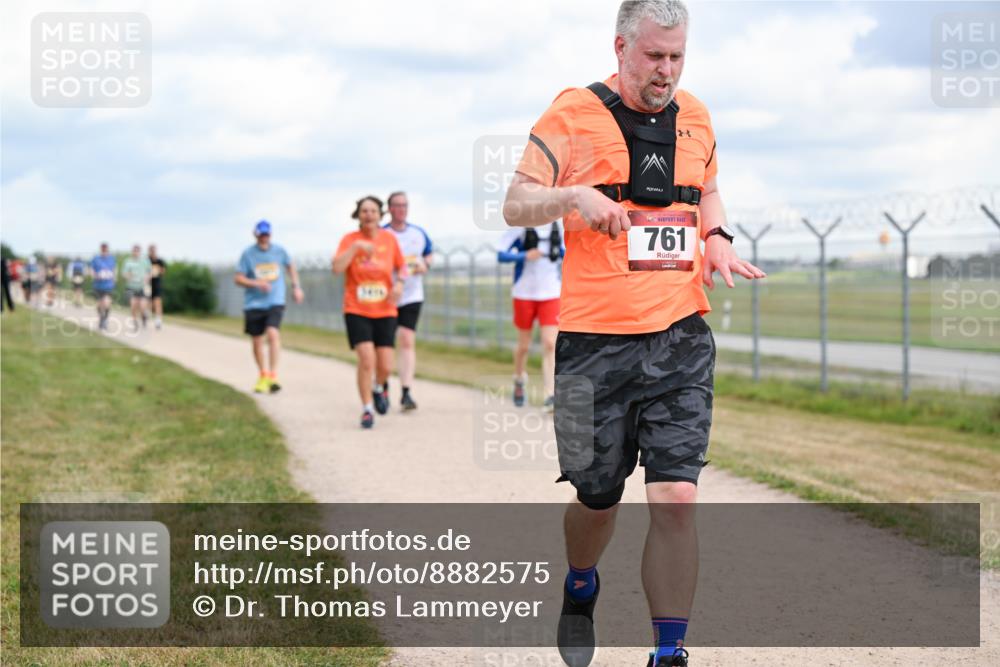14.09.2025 - Airport Race Dr. Thomas Lammeyer http://msf.ph/oto/8882575 14.09.2025 12:35:35 Laufen 761 meine-sportfotos.de