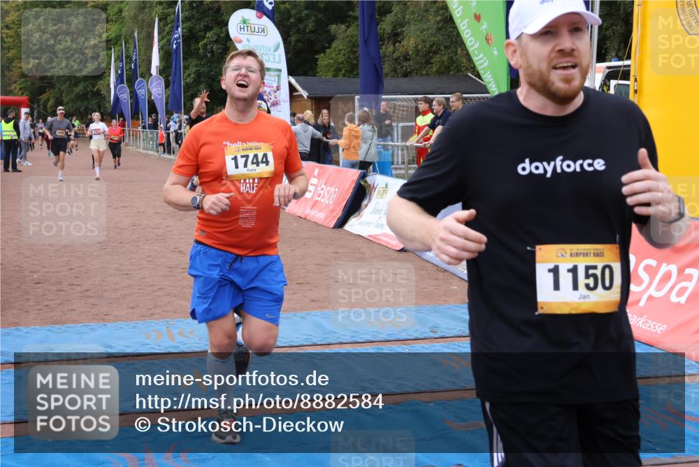 14.09.2025 - Airport Race Strokosch-Dieckow http://msf.ph/oto/8882584 14.09.2025 12:44:27 Ziel 152, 948, 949, 1150, 1223, 1383, 1469, 1624, 1744 meine-sportfotos.de