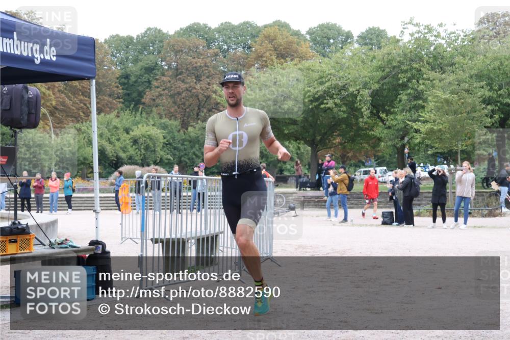 14.09.2025 - Stadtparktriathlon Strokosch-Dieckow http://msf.ph/oto/8882590 14.09.2025 09:49:54 Ziel 337 meine-sportfotos.de