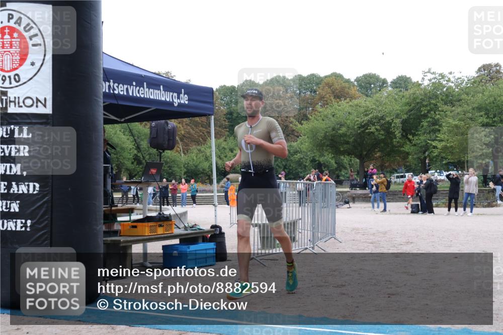 14.09.2025 - Stadtparktriathlon Strokosch-Dieckow http://msf.ph/oto/8882594 14.09.2025 09:49:54 Ziel 337 meine-sportfotos.de