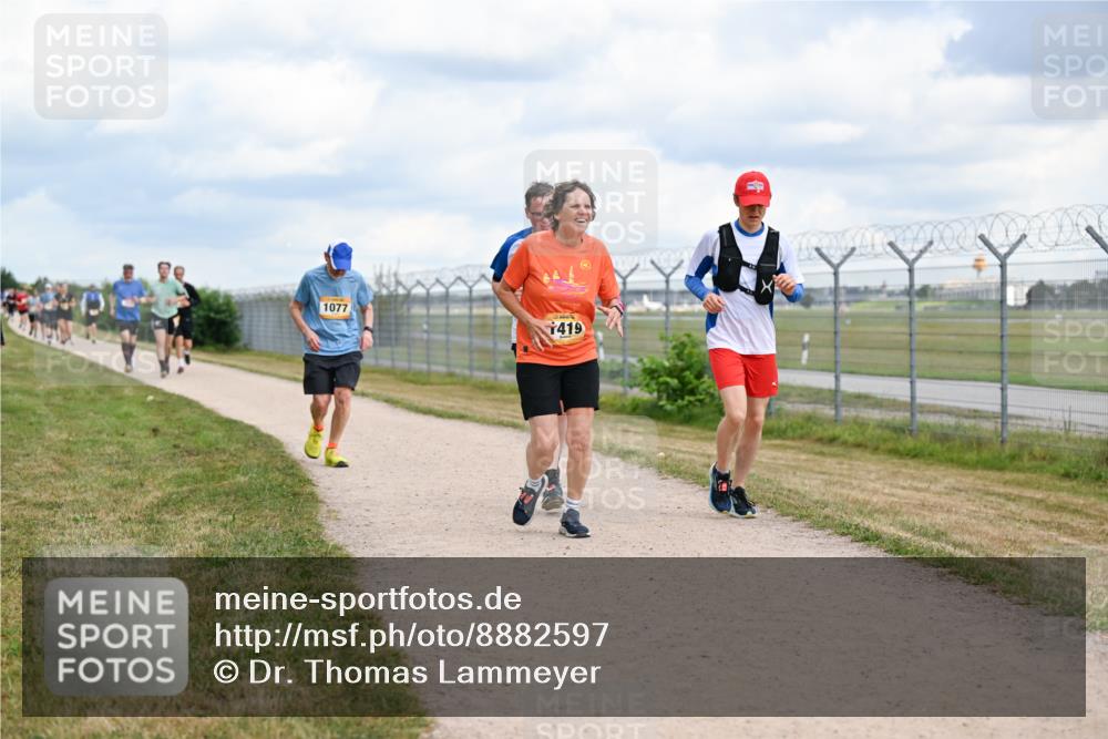 14.09.2025 - Airport Race Dr. Thomas Lammeyer http://msf.ph/oto/8882597 14.09.2025 12:35:37 Laufen 1077, 1419 meine-sportfotos.de