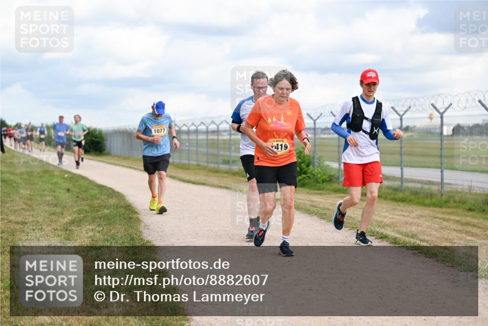 14.09.2025 - Airport Race Dr. Thomas Lammeyer http://msf.ph/oto/8882607 14.09.2025 12:35:37 Laufen 1077, 419 meine-sportfotos.de