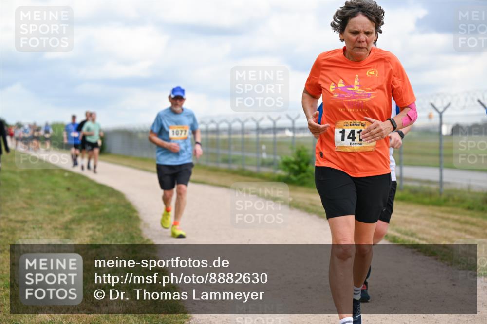 14.09.2025 - Airport Race Dr. Thomas Lammeyer http://msf.ph/oto/8882630 14.09.2025 12:35:39 Laufen 1077, 141 meine-sportfotos.de