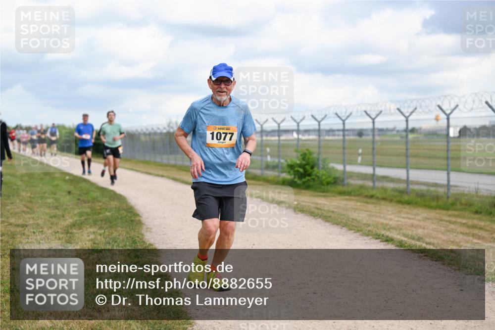 14.09.2025 - Airport Race Dr. Thomas Lammeyer http://msf.ph/oto/8882655 14.09.2025 12:35:41 Laufen 1077 meine-sportfotos.de