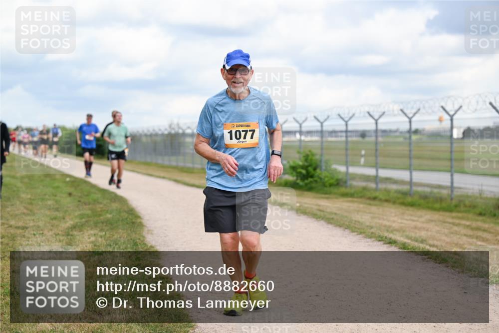14.09.2025 - Airport Race Dr. Thomas Lammeyer http://msf.ph/oto/8882660 14.09.2025 12:35:41 Laufen 1077 meine-sportfotos.de