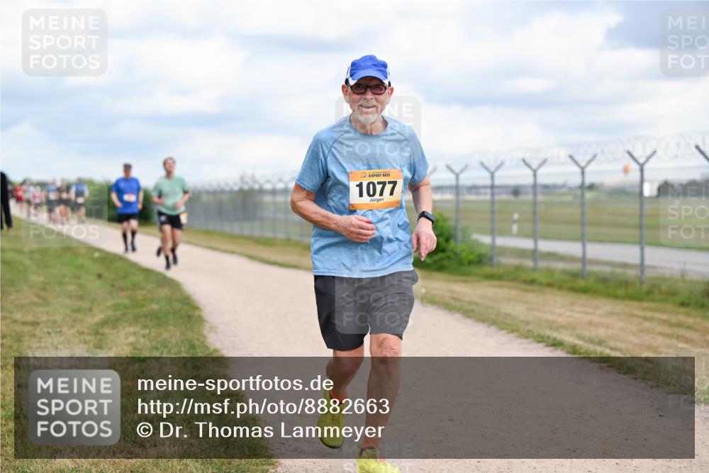 14.09.2025 - Airport Race Dr. Thomas Lammeyer http://msf.ph/oto/8882663 14.09.2025 12:35:41 Laufen 1077 meine-sportfotos.de