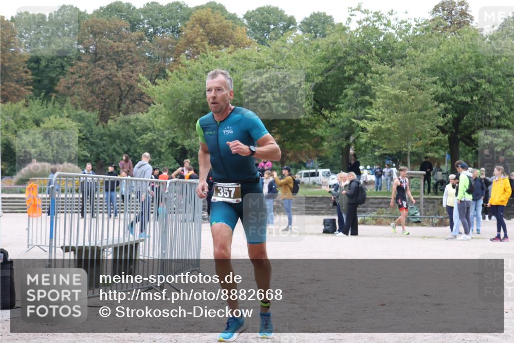 14.09.2025 - Stadtparktriathlon Strokosch-Dieckow http://msf.ph/oto/8882668 14.09.2025 09:50:49 Ziel 357 meine-sportfotos.de