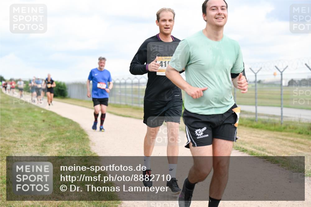 14.09.2025 - Airport Race Dr. Thomas Lammeyer http://msf.ph/oto/8882710 14.09.2025 12:35:47 Laufen 41 meine-sportfotos.de