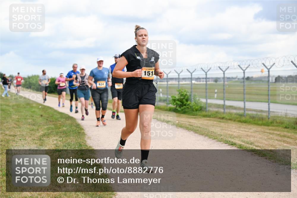 14.09.2025 - Airport Race Dr. Thomas Lammeyer http://msf.ph/oto/8882776 14.09.2025 12:35:57 Laufen 634, 1503, 151 meine-sportfotos.de