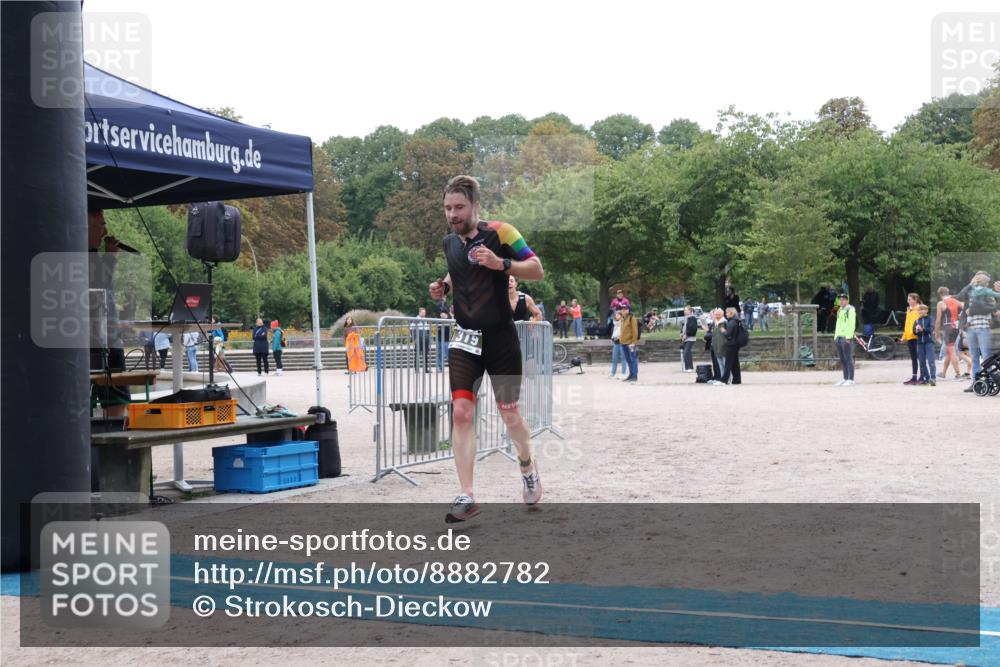 14.09.2025 - Stadtparktriathlon Strokosch-Dieckow http://msf.ph/oto/8882782 14.09.2025 09:51:57 Ziel 319, 332 meine-sportfotos.de