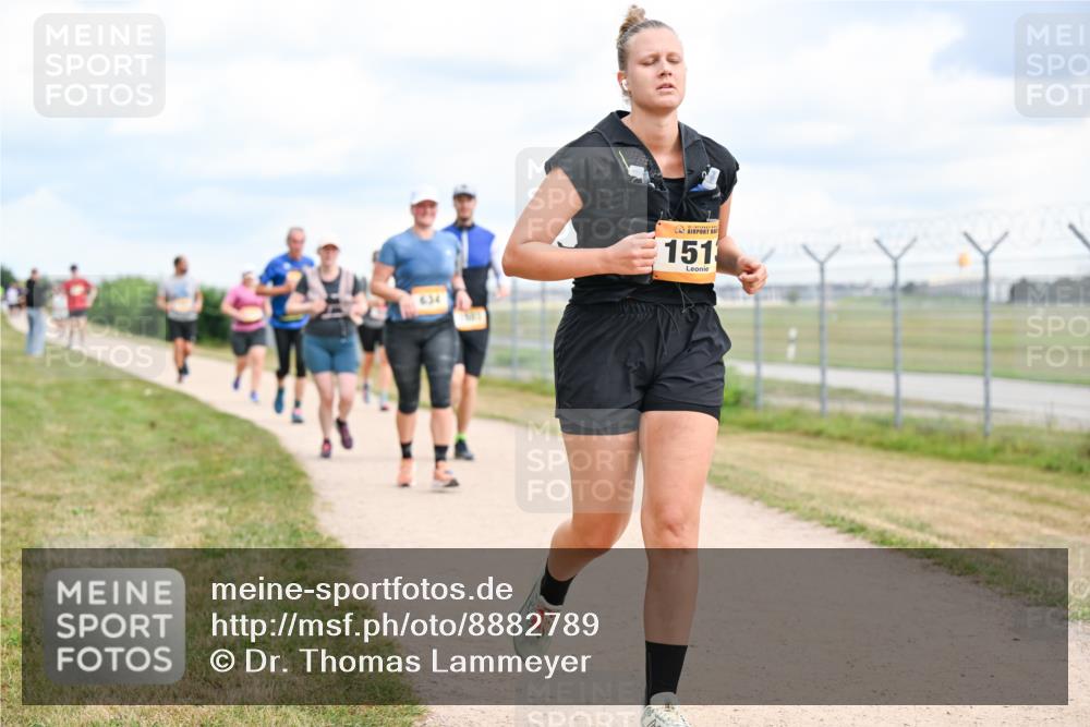 14.09.2025 - Airport Race Dr. Thomas Lammeyer http://msf.ph/oto/8882789 14.09.2025 12:35:58 Laufen 6, 34, 151 meine-sportfotos.de