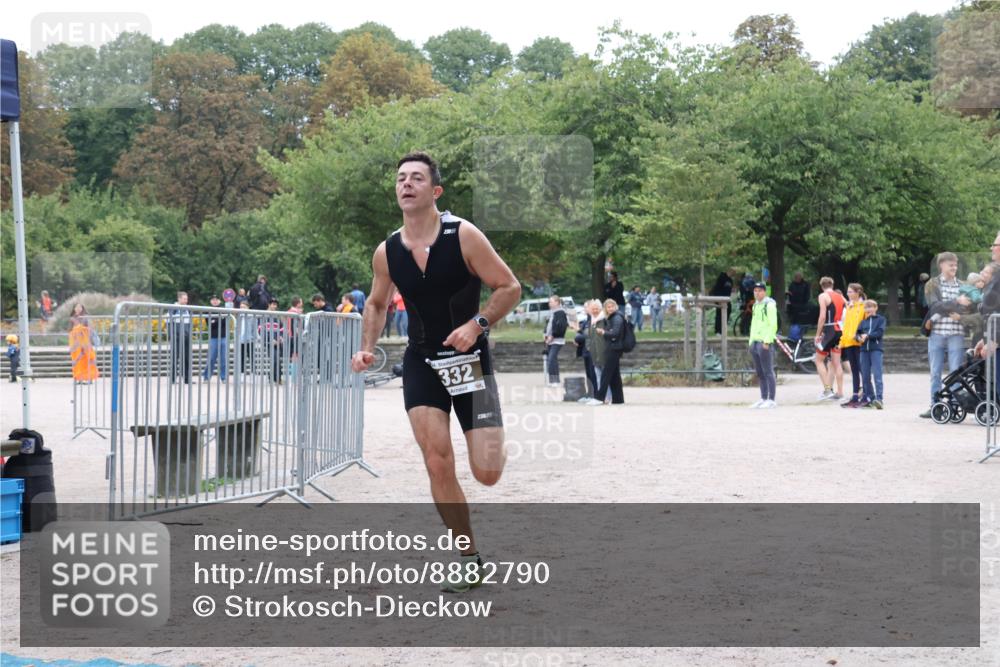 14.09.2025 - Stadtparktriathlon Strokosch-Dieckow http://msf.ph/oto/8882790 14.09.2025 09:51:59 Ziel 319, 332 meine-sportfotos.de