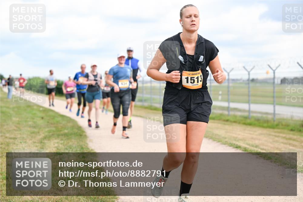 14.09.2025 - Airport Race Dr. Thomas Lammeyer http://msf.ph/oto/8882791 14.09.2025 12:35:58 Laufen 1513 meine-sportfotos.de