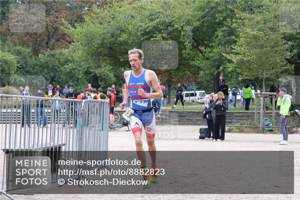 14.09.2025 - Stadtparktriathlon Strokosch-Dieckow http://msf.ph/oto/8882823 14.09.2025 09:53:14 Ziel 413 meine-sportfotos.de
