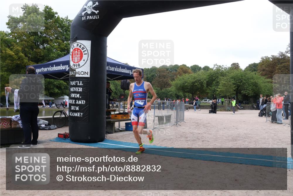 14.09.2025 - Stadtparktriathlon Strokosch-Dieckow http://msf.ph/oto/8882832 14.09.2025 09:53:16 Ziel 413 meine-sportfotos.de