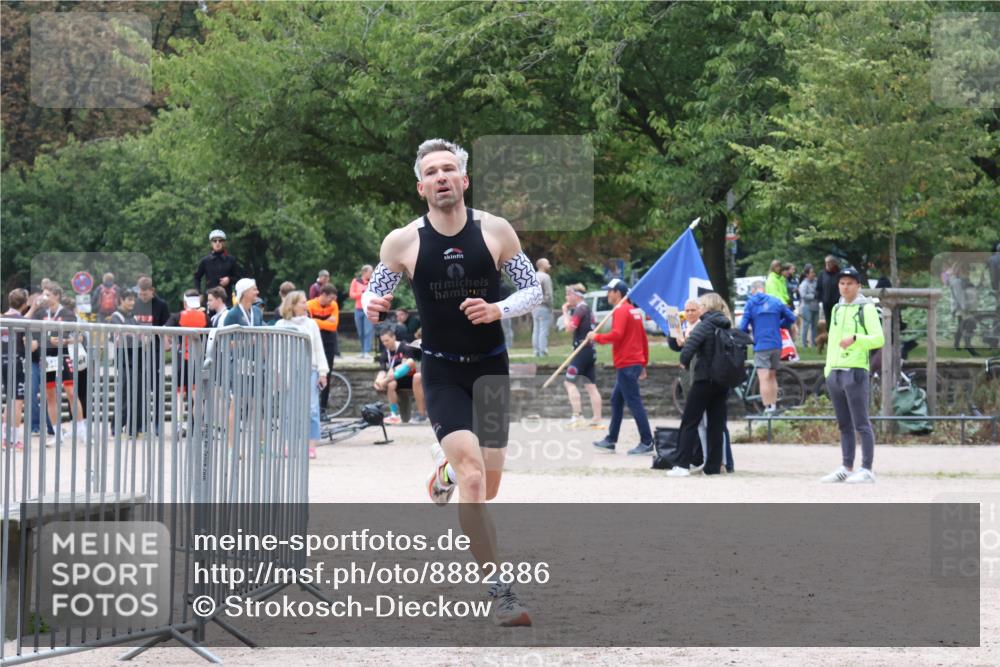 14.09.2025 - Stadtparktriathlon Strokosch-Dieckow http://msf.ph/oto/8882886 14.09.2025 09:55:10 Ziel 408 meine-sportfotos.de