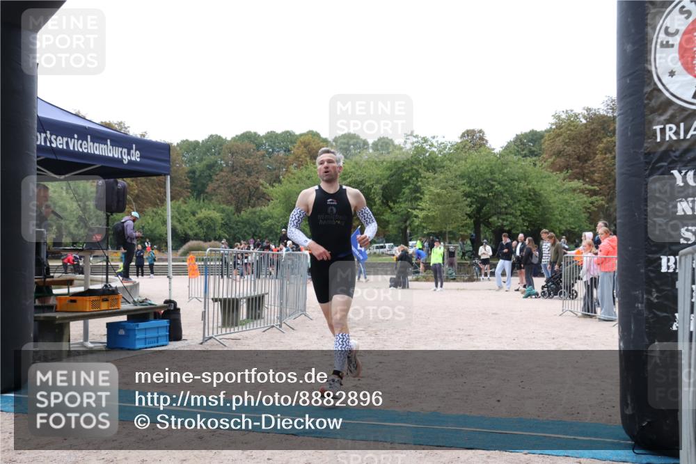 14.09.2025 - Stadtparktriathlon Strokosch-Dieckow http://msf.ph/oto/8882896 14.09.2025 09:55:12 Ziel 408 meine-sportfotos.de