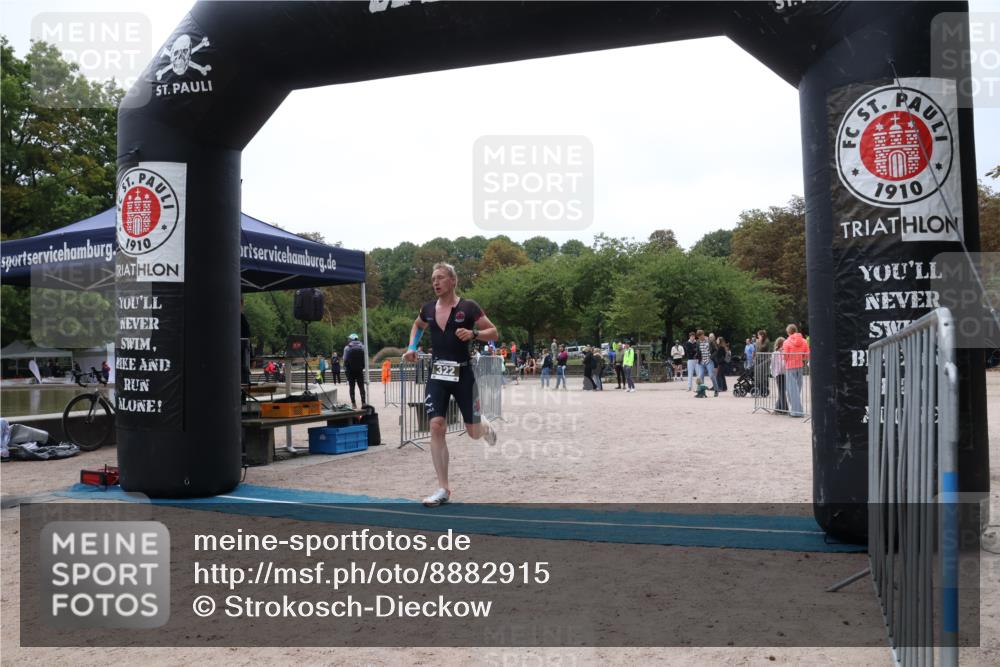 14.09.2025 - Stadtparktriathlon Strokosch-Dieckow http://msf.ph/oto/8882915 14.09.2025 09:55:21 Ziel 322 meine-sportfotos.de