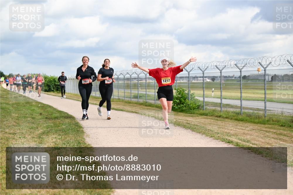 14.09.2025 - Airport Race Dr. Thomas Lammeyer http://msf.ph/oto/8883010 14.09.2025 12:36:23 Laufen 782, 763, 1212 meine-sportfotos.de