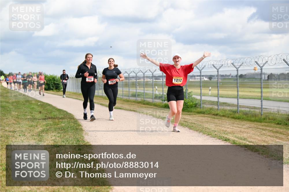 14.09.2025 - Airport Race Dr. Thomas Lammeyer http://msf.ph/oto/8883014 14.09.2025 12:36:23 Laufen 782, 763, 1212 meine-sportfotos.de