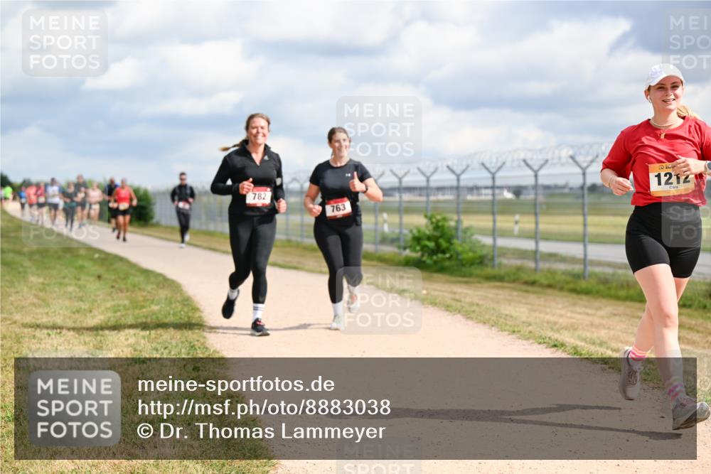 14.09.2025 - Airport Race Dr. Thomas Lammeyer http://msf.ph/oto/8883038 14.09.2025 12:36:25 Laufen 782, 763, 1212 meine-sportfotos.de