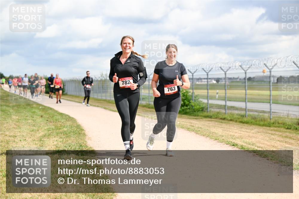 14.09.2025 - Airport Race Dr. Thomas Lammeyer http://msf.ph/oto/8883053 14.09.2025 12:36:26 Laufen 782, 763 meine-sportfotos.de
