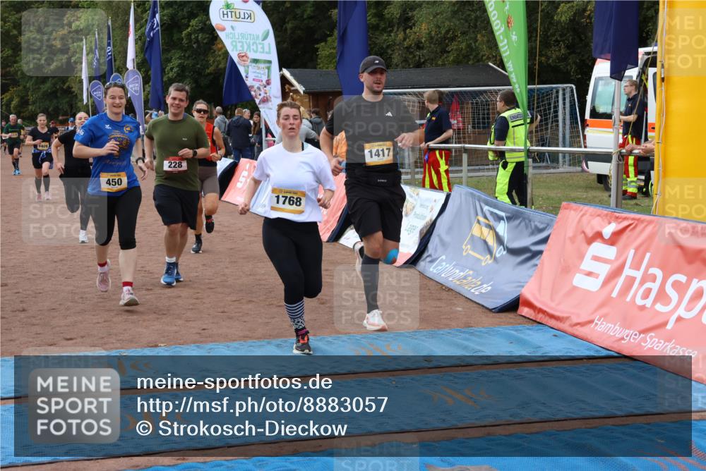 14.09.2025 - Airport Race Strokosch-Dieckow http://msf.ph/oto/8883057 14.09.2025 12:45:35 Ziel 228, 450, 1016, 1208, 1379, 1417, 1591, 1768, 1929, 1941, 4116 meine-sportfotos.de