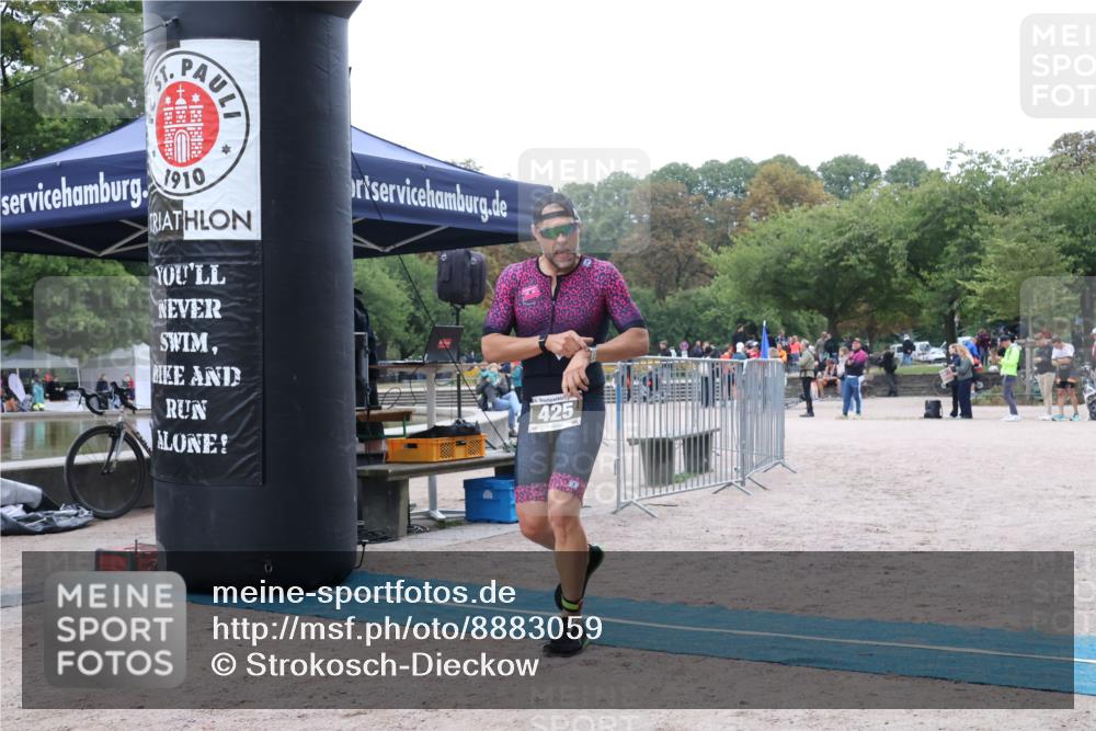 14.09.2025 - Stadtparktriathlon Strokosch-Dieckow http://msf.ph/oto/8883059 14.09.2025 09:57:58 Ziel 317, 425 meine-sportfotos.de