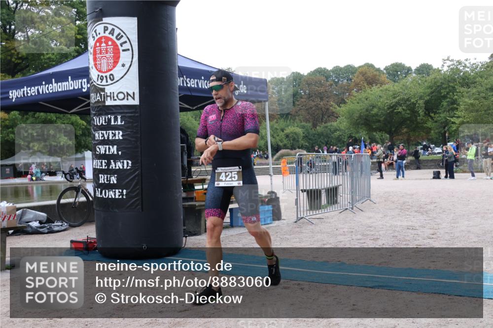 14.09.2025 - Stadtparktriathlon Strokosch-Dieckow http://msf.ph/oto/8883060 14.09.2025 09:57:58 Ziel 317, 425 meine-sportfotos.de