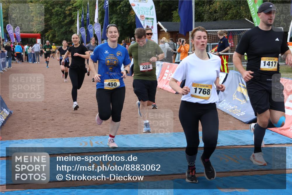 14.09.2025 - Airport Race Strokosch-Dieckow http://msf.ph/oto/8883062 14.09.2025 12:45:36 Ziel 228, 450, 1016, 1208, 1379, 1417, 1591, 1768, 1929, 1941, 4116 meine-sportfotos.de