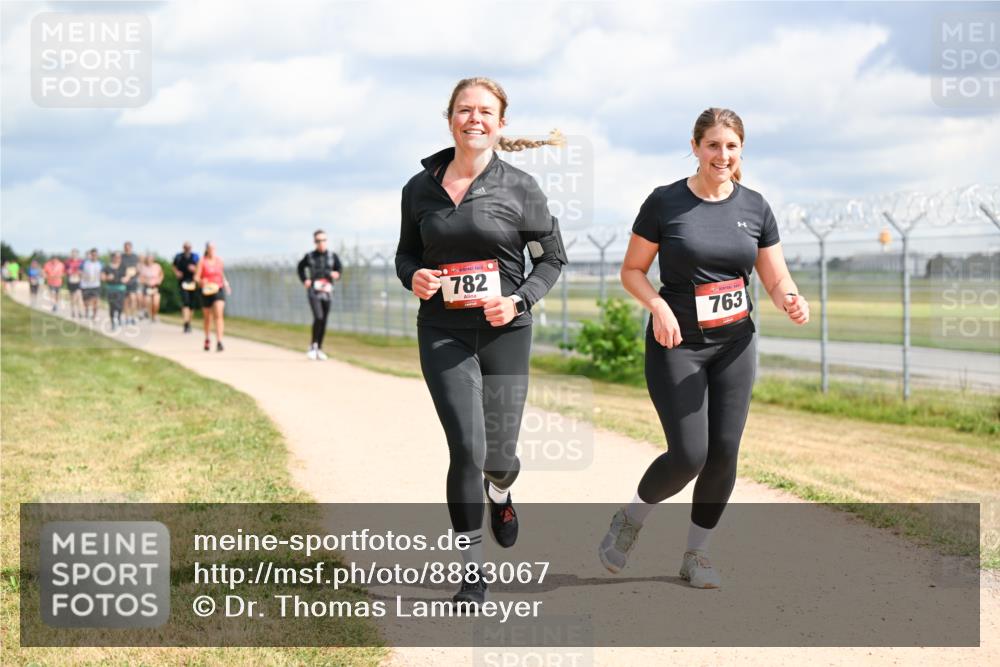 14.09.2025 - Airport Race Dr. Thomas Lammeyer http://msf.ph/oto/8883067 14.09.2025 12:36:27 Laufen 782, 763 meine-sportfotos.de