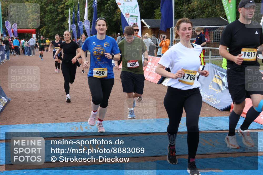 14.09.2025 - Airport Race Strokosch-Dieckow http://msf.ph/oto/8883069 14.09.2025 12:45:36 Ziel 228, 450, 1016, 1208, 1379, 1417, 1591, 1768, 1929, 1941, 4116 meine-sportfotos.de