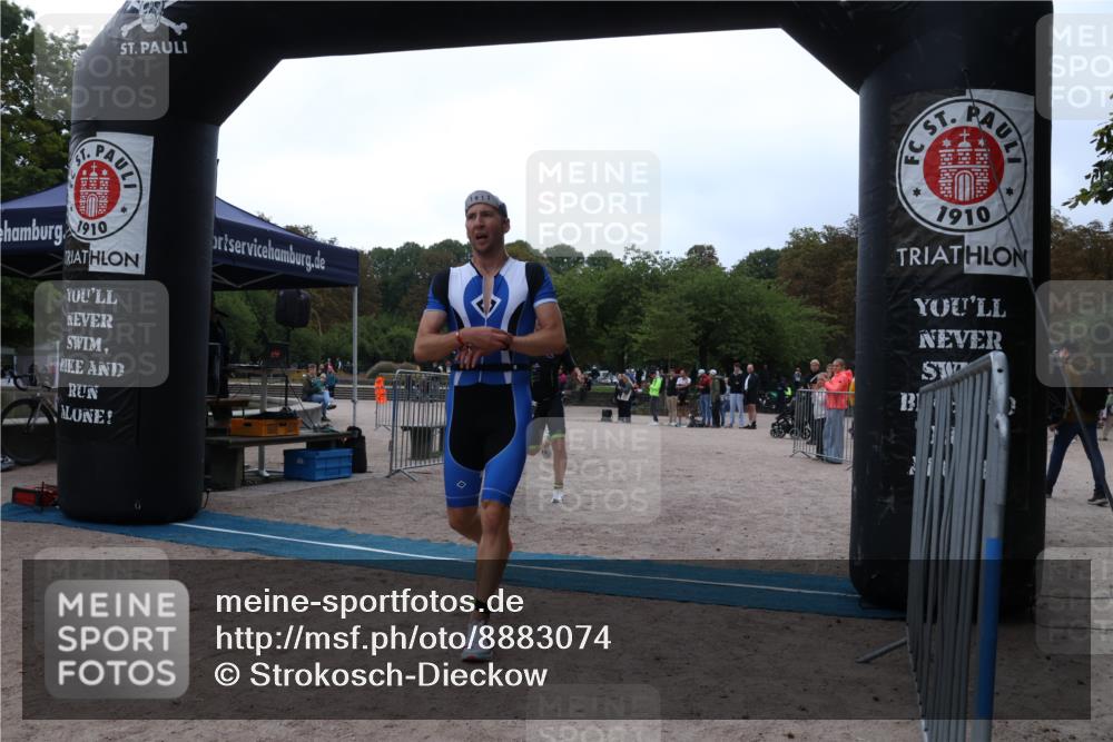 14.09.2025 - Stadtparktriathlon Strokosch-Dieckow http://msf.ph/oto/8883074 14.09.2025 09:58:10 Ziel 311, 389 meine-sportfotos.de