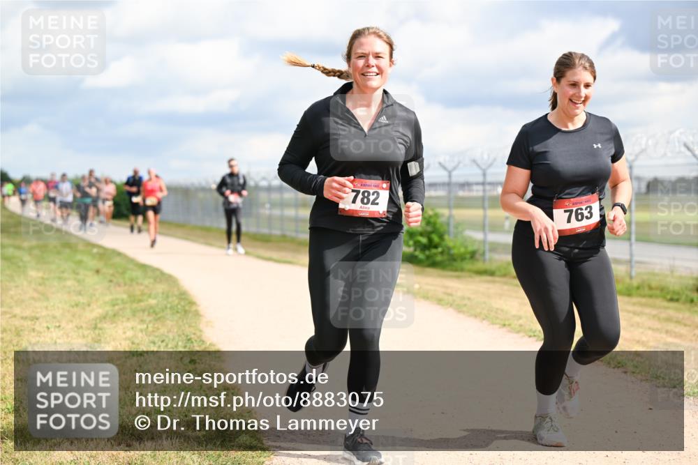 14.09.2025 - Airport Race Dr. Thomas Lammeyer http://msf.ph/oto/8883075 14.09.2025 12:36:27 Laufen 782, 763 meine-sportfotos.de