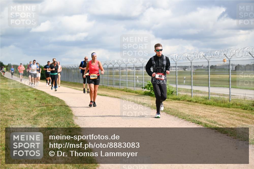 14.09.2025 - Airport Race Dr. Thomas Lammeyer http://msf.ph/oto/8883083 14.09.2025 12:36:32 Laufen 40, 1063 meine-sportfotos.de