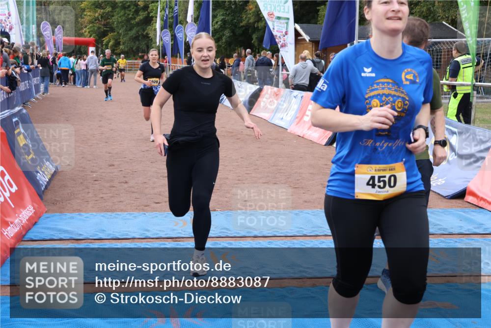14.09.2025 - Airport Race Strokosch-Dieckow http://msf.ph/oto/8883087 14.09.2025 12:45:37 Ziel 228, 450, 1003, 1016, 1379, 1417, 1591, 1768, 1929, 1941, 4116 meine-sportfotos.de