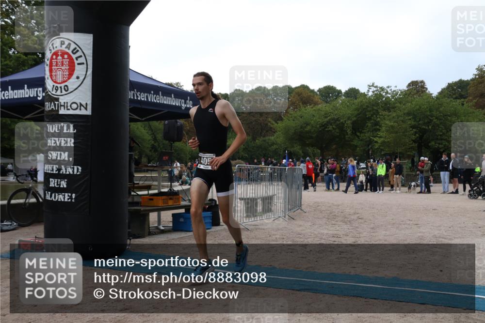 14.09.2025 - Stadtparktriathlon Strokosch-Dieckow http://msf.ph/oto/8883098 14.09.2025 09:59:34 Ziel 405 meine-sportfotos.de
