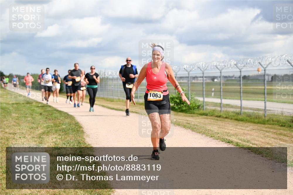 14.09.2025 - Airport Race Dr. Thomas Lammeyer http://msf.ph/oto/8883119 14.09.2025 12:36:34 Laufen 1063 meine-sportfotos.de