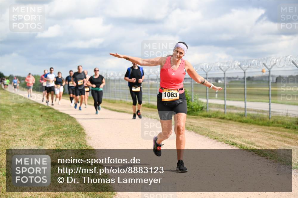 14.09.2025 - Airport Race Dr. Thomas Lammeyer http://msf.ph/oto/8883123 14.09.2025 12:36:35 Laufen 1063 meine-sportfotos.de