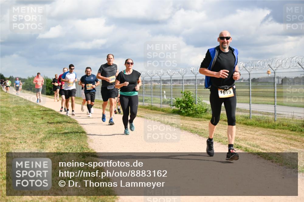 14.09.2025 - Airport Race Dr. Thomas Lammeyer http://msf.ph/oto/8883162 14.09.2025 12:36:38 Laufen 4215, 1535, 659, 1915 meine-sportfotos.de