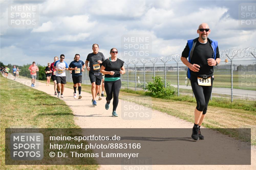 14.09.2025 - Airport Race Dr. Thomas Lammeyer http://msf.ph/oto/8883166 14.09.2025 12:36:38 Laufen 154215, 1535, 659, 1915 meine-sportfotos.de