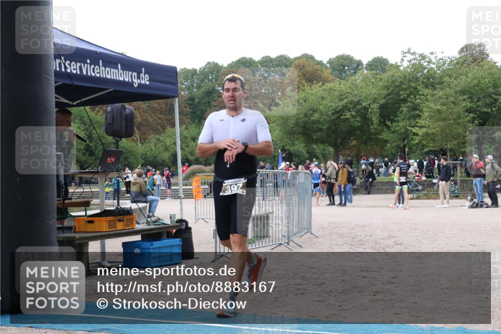 14.09.2025 - Stadtparktriathlon Strokosch-Dieckow http://msf.ph/oto/8883167 14.09.2025 10:01:24 Ziel 397 meine-sportfotos.de